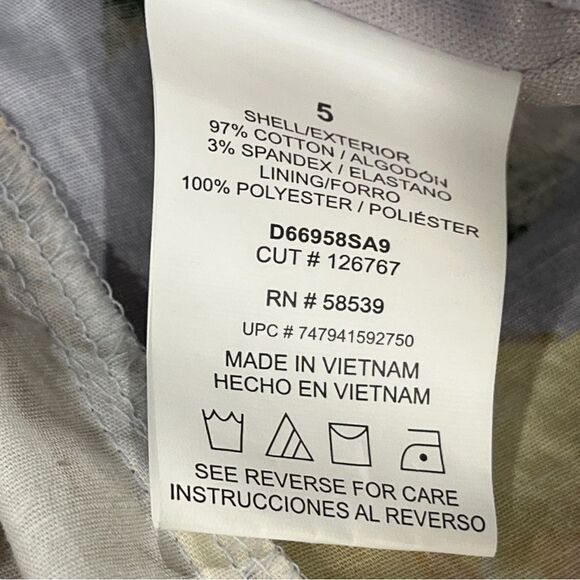 Speechless adjustable straps mini floral halter skater style sundress - Picture 13 of 15